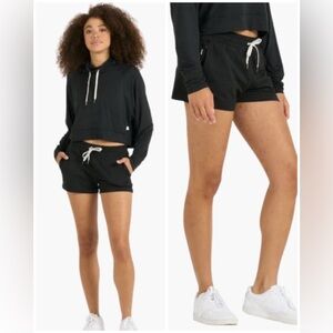 Vuori Women's Halo Performance Short soft DreamKnit Shorts Deep Gray Size Medium